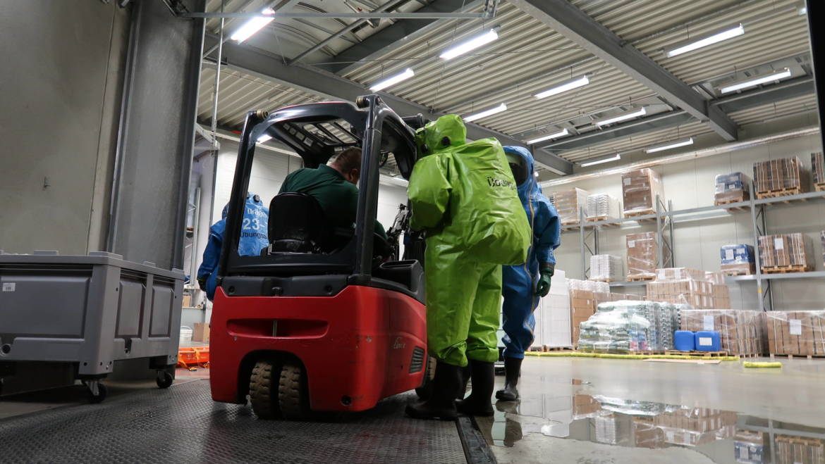 Gefahrgut-Übung bei Biochem in Lohne