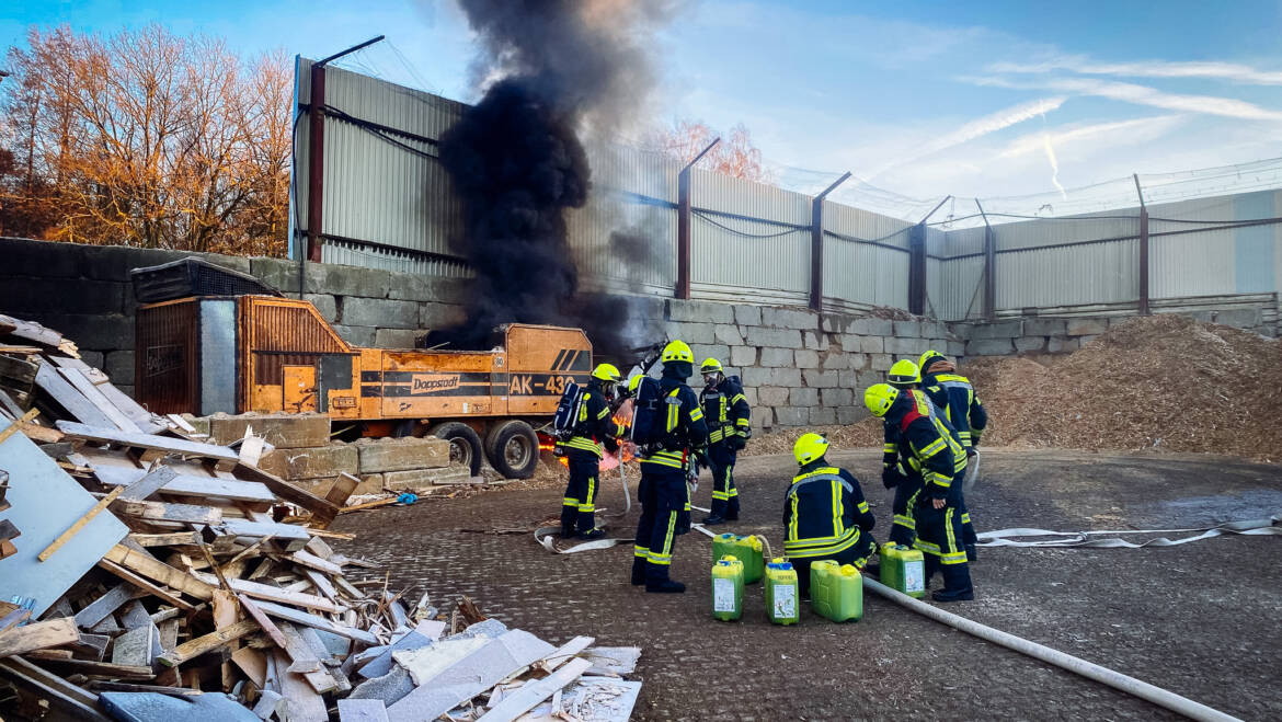 Brand auf Recyclinghof